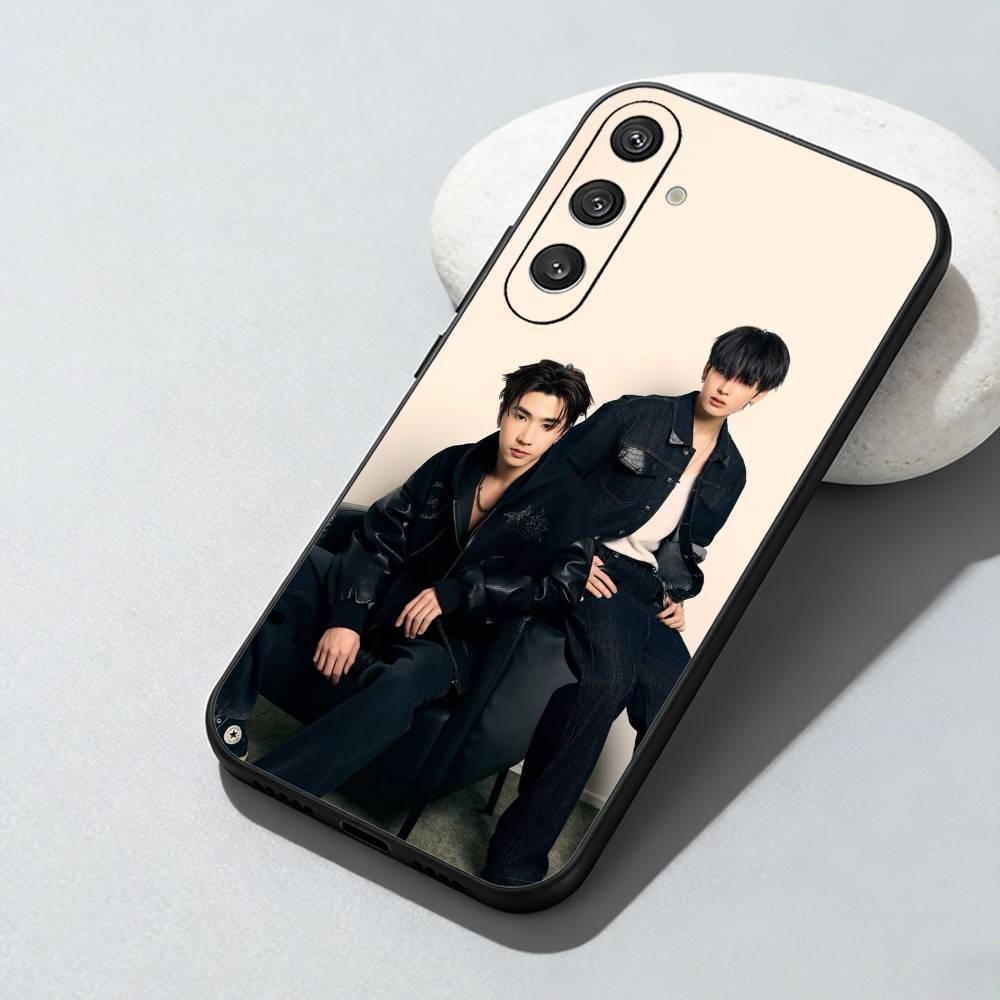 D-Devil K-Kiss Perth x Santa 콘 - Phone Cases Perth 리뷰 및 가격