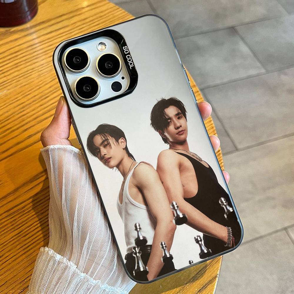 디-데빌 K-키스 퍼스 x 산타 콘서트 그래픽 폰 케이 - Phone Cases Perth 리뷰 및 가격